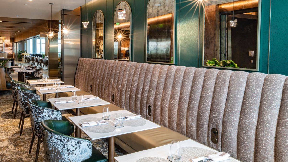 This airport lounge is more like a five-star restaurant