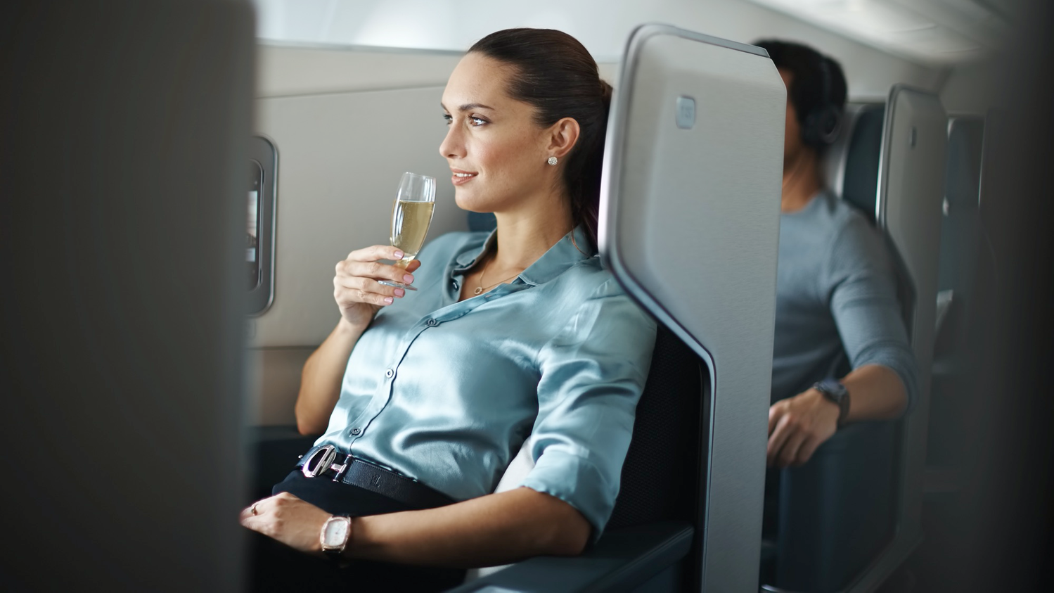 Guide: how to enjoy wine on a plane (not just drink it) - Executive ...