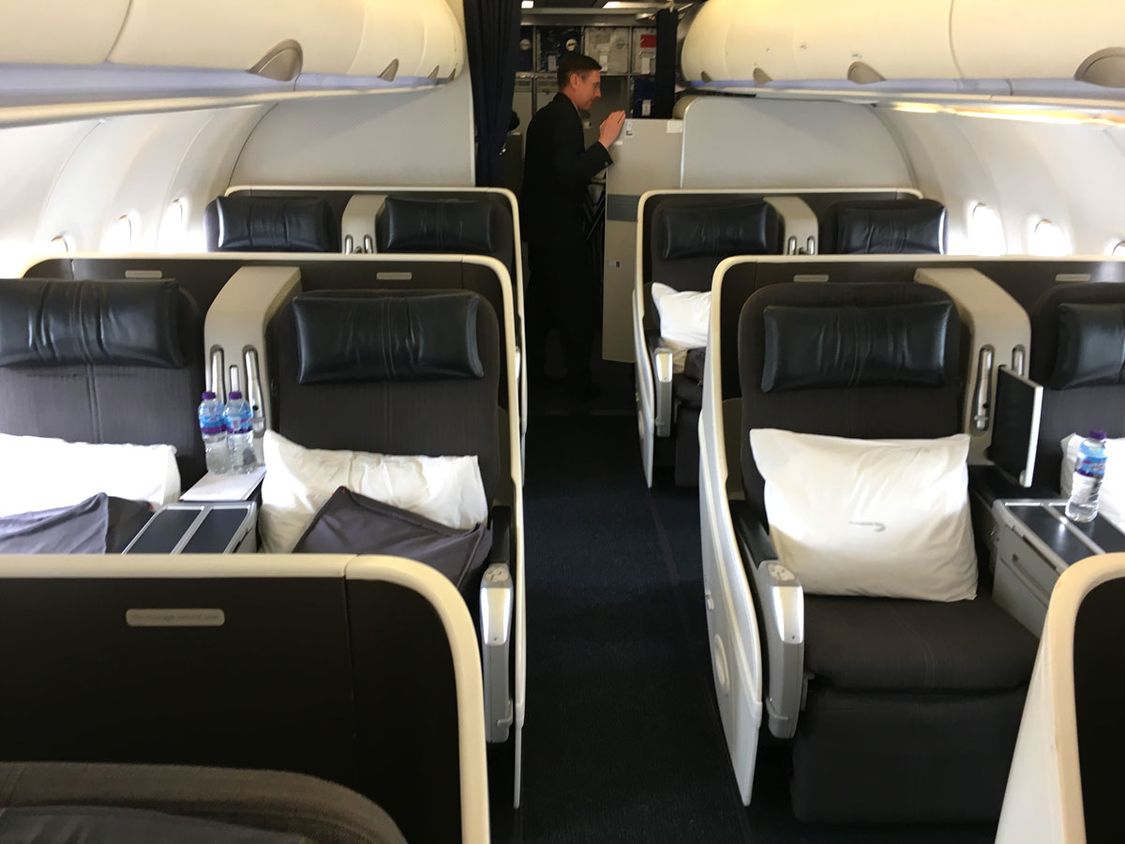 Review: British Airways BA1 business class Club World London City to ...