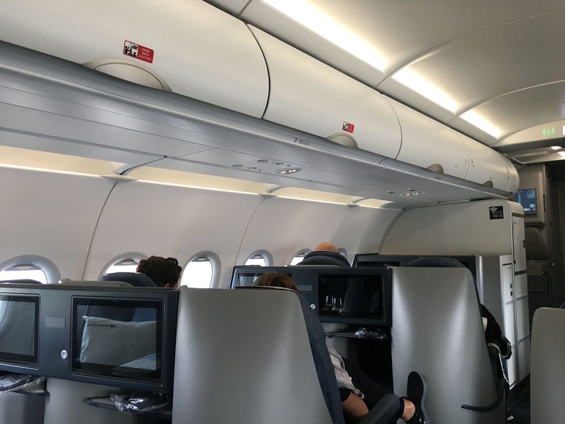 Review: Philippine Airlines Airbus A321neo business class Brisbane ...