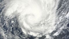 Tropical Cyclone Yasi: airport and airline info