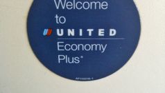 United to keep extra-legroom Economy Plus