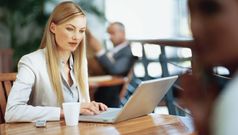 Business travellers making the move to 3G