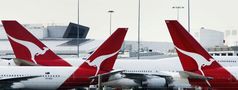 Qantas, Jetstar flights delayed from Melbourne