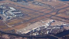 Sydney Airport effectively shut down by ashcloud