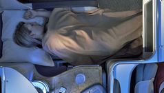 Qantas vs Emirates: business class