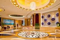 Sofitel Macau: French luxury, fantastic lounge