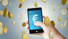 Europe scraps roaming charges