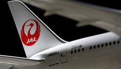JAL upgrades domestic flights