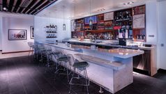 DFW mulls new first class lounge