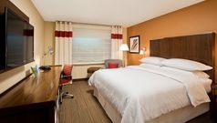 Four Points: Las Vegas E. Flamingo opens
