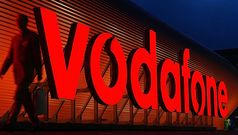 Qantas, Vodafone in points deal