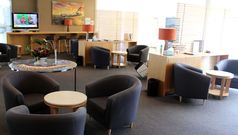 Rex Lounge: higher fees, guest access