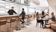 Qantas eyes new international lounges