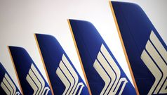 SQ orders Boeing 777-9 and 787-10