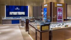 Japan takes on Swiss in high-end watch market