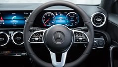 "Hey, Mercedes" voice control in new A-Class