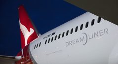 Qantas could add Singapore stopover to Perth-London flight