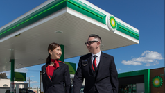 Qantas kicks off 'points for petrol' partnership with BP