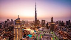 Dubai seeks to lure remote workers with free vaccines