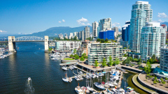 Qantas unlocks more flights to Canada