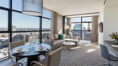Review: Fraser Suites Sydney offers a stylish stay in the CBD
