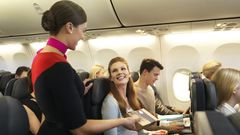 Qantas brings back vegetarian meals, snacks on short flights