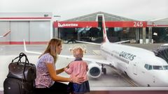 How to transfer Qantas points to family members