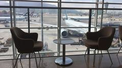 United Airlines to reopen Hong Kong lounge