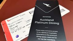 Do more Qantas lounges need a Platinum dining area?