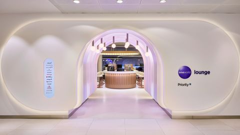Oneworld eyes new lounges, and taking over existing ones