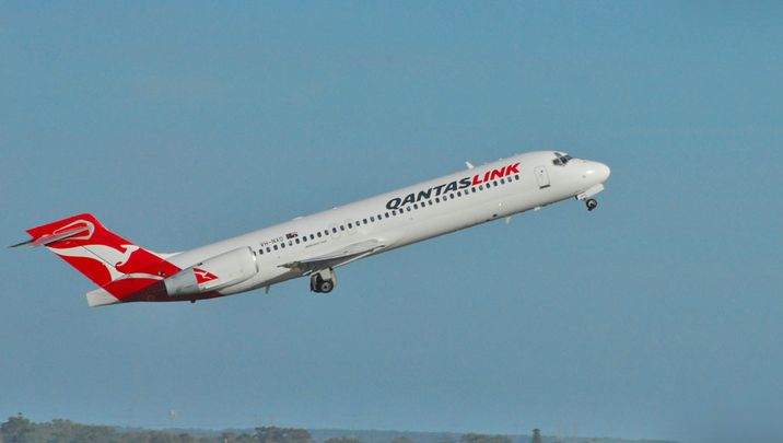 Qantas launches its new Perth-Exmouth route
