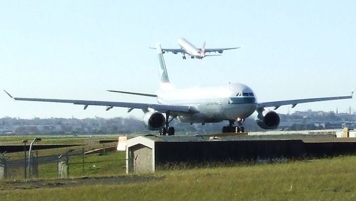 Cathay Pacific Airbus engine catches fire