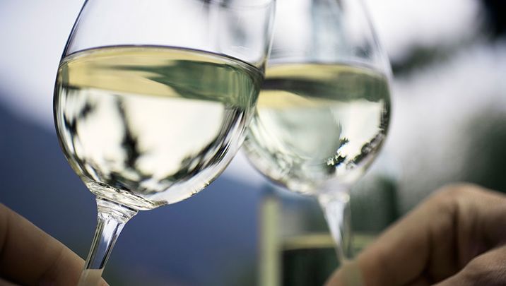 Qantas launches epiQure wine and food club