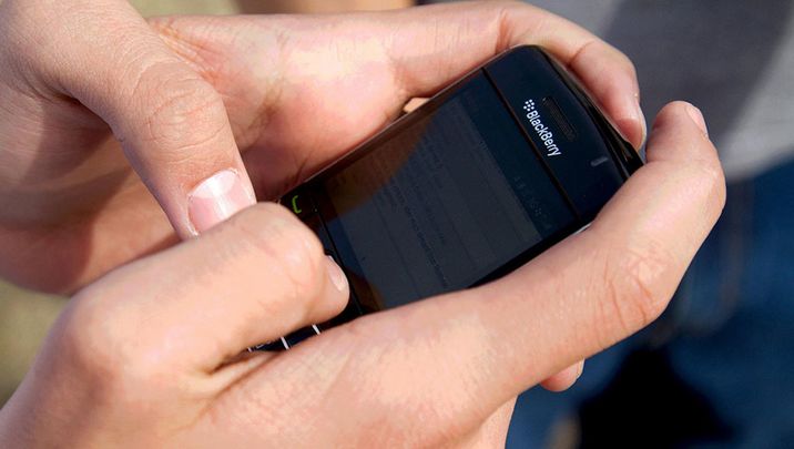 Airports monitoring passenger mobile phone signals