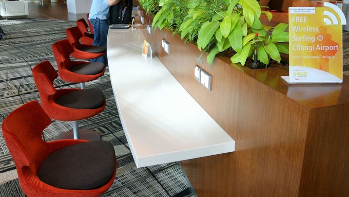 Free wi-fi at Singapore airport