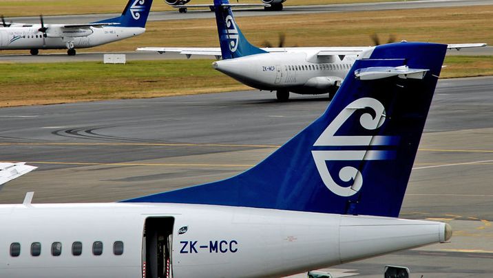 NZ volcano Tongariro: some flights affected