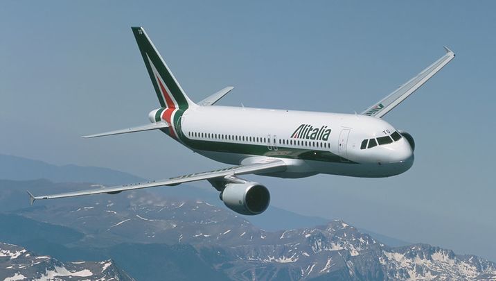 New business class, WiFi for Alitalia