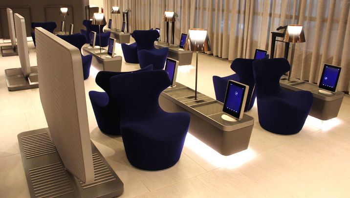 Qatar Airways arrivals lounge, Doha