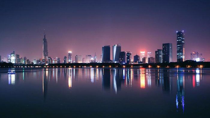 Flying from AU to China: your options