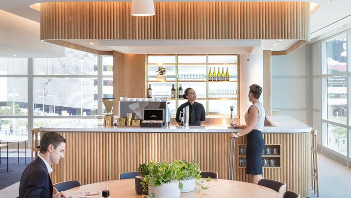 Travel tip: use online airport lounge directories