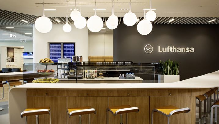 Lufthansa business class lounge A13, Frankfurt