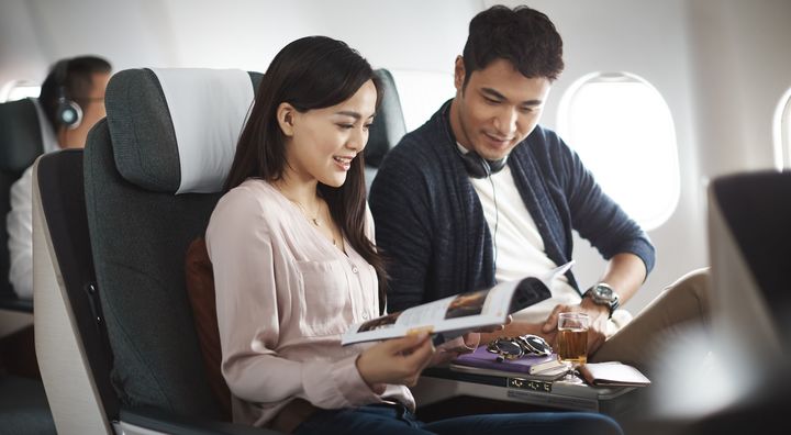 Cathay Dragon A330 business class (HKG-Shanghai)