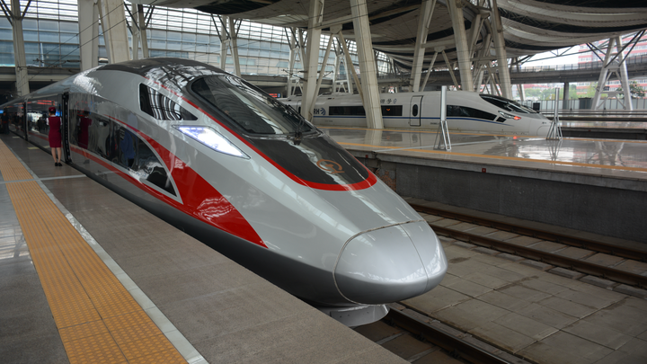 'Bullet train' business class (Guangzhou-Hong Kong)