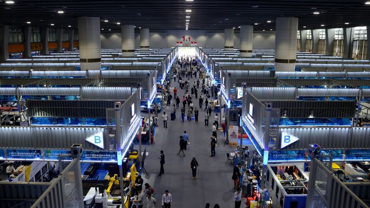 Even coronavirus can't stop the Canton Fair trade expo