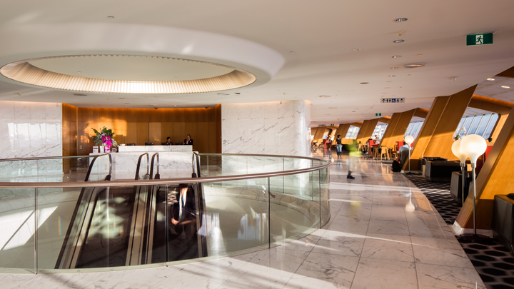 When will Australia's international airport lounges reopen?