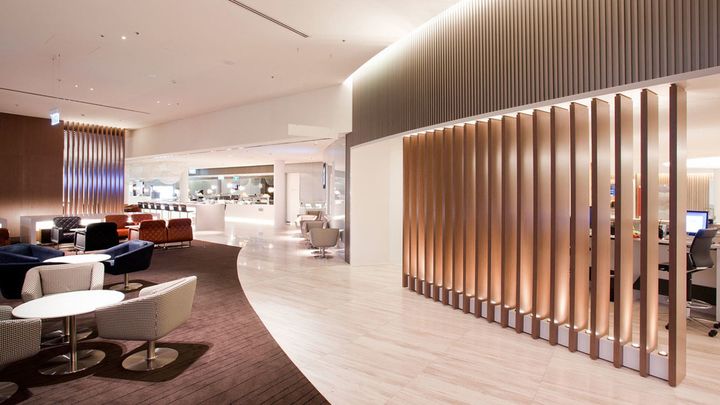 Qantas domestic business class lounge, Canberra Airport