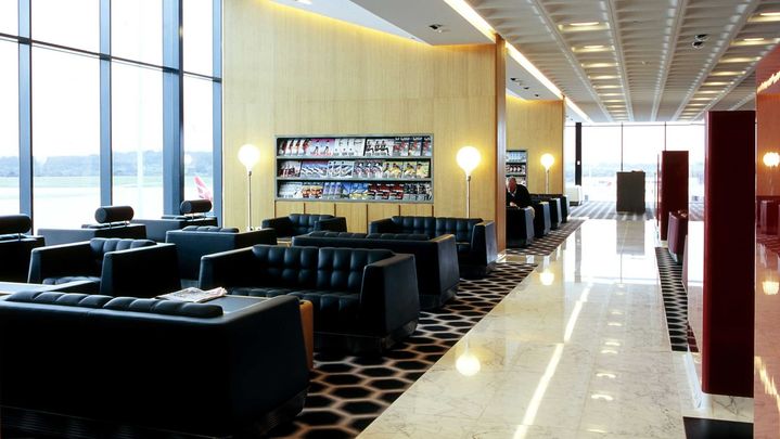 Qantas reopens Melbourne first class lounge