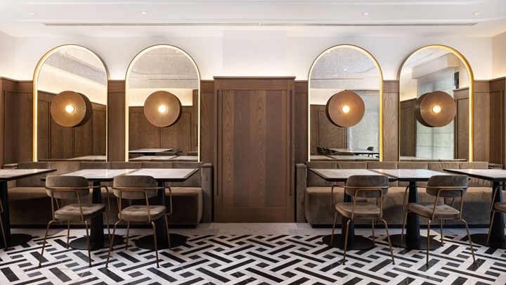 Hilton Melbourne Little Queen Street’s new club lounge