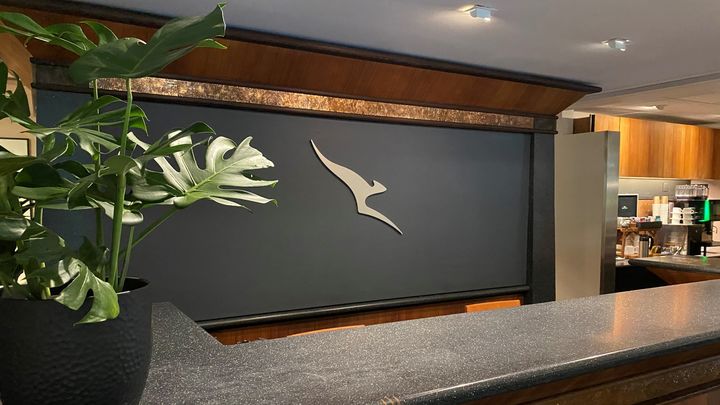 It’s Mimosa time at the new-look Qantas Honolulu Lounge